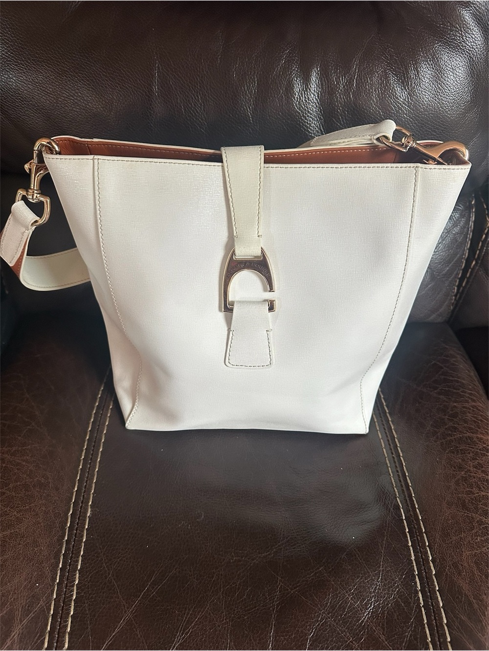 Dooney & Bourke white Ashby Saffiano leather purse